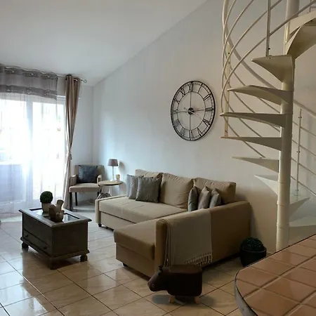Vue Cite Medievale Apartment *